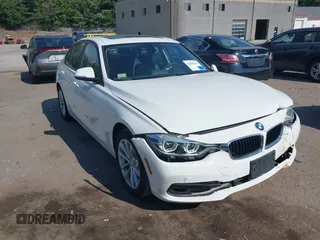 2018 BMW 3 Series 320i xDrive with VIN WBA8A3C59JA505469, listed as a IAAI auction lot 42641634 with 23,389 mi miles and . Bid and sale history available at DreamBid. Image 1.
