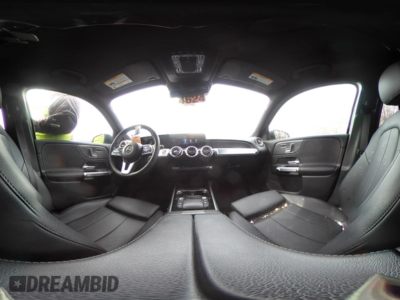 2022 Mercedes-Benz GLB 250 с VIN W1N4M4HB0NW249009, выставлен на аукционе IAAI как лот 41422295 с пробегом 49 761 миль миль и . История ставок и продаж доступна на DreamBid. Изображение 18.