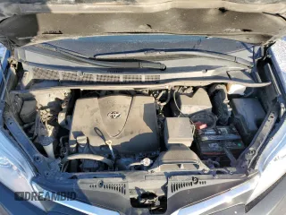 2020 Toyota Sienna LE Auto Access Seat with VIN 5TDKZ3DC1LS077076, listed as a Copart auction lot 86516374 with 226,269 mi miles and Salvage title. Bid and sale history available at DreamBid. Image 12.