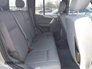 2006 Jeep Liberty Limited with VIN 1J8GL58K46W229191, listed as a IAAI auction lot 42010723 with 109,178 mi miles. Bid and sale history available at carsss.com. Image 8.