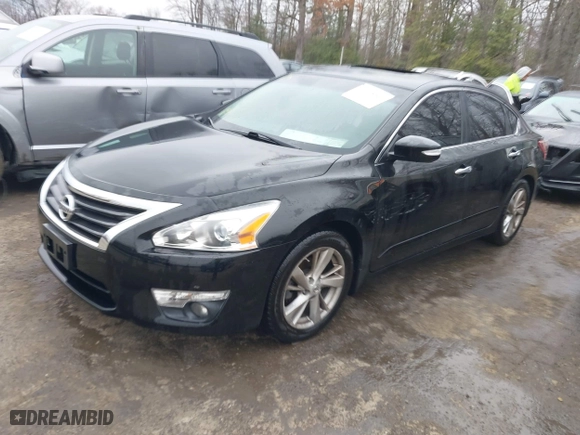 2013 Nissan Altima 2.5 SV with VIN 1N4AL3AP1DC903339, listed as a IAAI auction lot 41768567 with 120,953 mi miles. Bid and sale history available at carsss.com. Image 16.