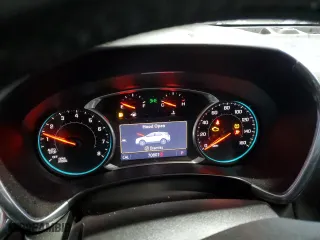 2020 Chevrolet Equinox LT with VIN 3GNAXVEX5LL209543, listed as a Copart auction lot 44151345 with 70,807 mi miles and Salvage Title. Bid and sale history available at carsss.com. Image 9.