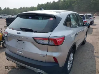2020 Ford Escape S z VIN 1FMCU9F66LUA60875, wystawiony jako IAAI lot #42414961 z przebiegiem 88 900 mil mil oraz . Historia ofert i sprzedaży dostępna na DreamBid. Obrazek 4.