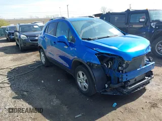 2015 Chevrolet Trax LT with VIN KL7CJRSB5FB063554, listed as a IAAI auction lot 42000938 with 131,641 mi miles. Bid and sale history available at carsss.com. Image 1.