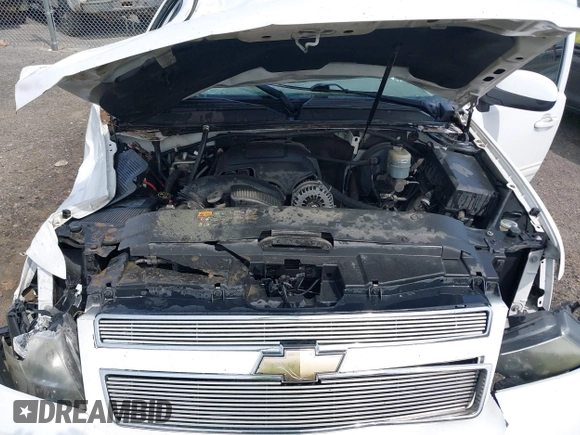 2011 Chevrolet Tahoe LS with VIN 1GNSCAE09BR352496, listed as a IAAI auction lot 41888764 with 234,311 mi miles and . Bid and sale history available at DreamBid. Image 10.
