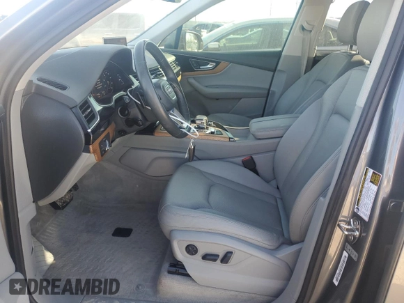2017 Audi Q7 Premium Plus with VIN WA1LABF70HD036540, listed as a Copart auction lot 46461145 with 71,439 mi miles and Salvage Title. Bid and sale history available at carsss.com. Image 7.