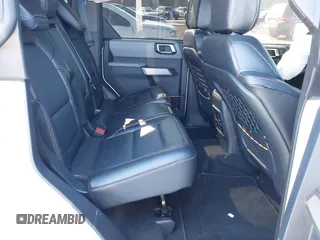 2023 Ford Bronco z VIN 1FMEE5DP1PLC08565, wystawiony jako IAAI lot #41610564 z przebiegiem 19 244 mil mil oraz . Historia ofert i sprzedaży dostępna na DreamBid. Obrazek 8.