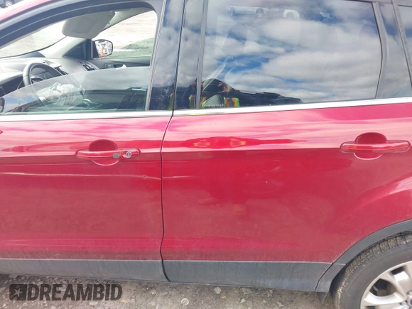 2014 Ford Escape Titanium with VIN 1FMCU9J95EUB05518, listed as a IAAI auction lot 41734025 with 188,243 mi miles. Bid and sale history available at carsss.com. Image 15.