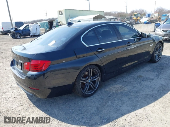 2012 BMW 5 Series 528i xDrive with VIN WBAXH5C56CDW11351, listed as a IAAI auction lot 41713932 with Not Provided miles and . Bid and sale history available at DreamBid. Image 4.