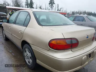 2004 Chevrolet Classic with VIN 1G1ND52F94M641809, listed as a IAAI auction lot 41701706 with 236,462 mi miles. Bid and sale history available at carsss.com. Image 3.
