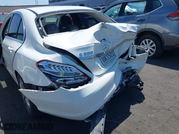 2017 Mercedes-Benz C 300 with VIN 55SWF4JB2HU205606, listed as a IAAI auction lot 42204344 with 88,162 mi miles and . Bid and sale history available at DreamBid. Image 6.