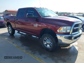 2017 Ram 2500 Tradesman z VIN 3C6UR5CJ5HG589294, wystawiony jako IAAI lot #41529337 z przebiegiem 203 596 mil mil oraz . Historia ofert i sprzedaży dostępna na DreamBid. Obrazek 1.