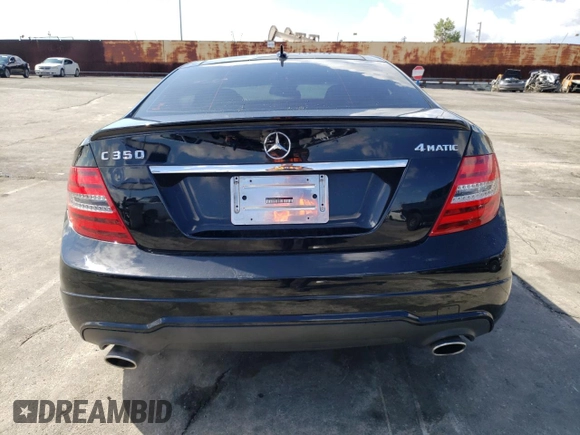 2015 Mercedes-Benz C 350 z VIN WDDGJ8JB9FG384277, wystawiony jako Copart lot #50709404 z przebiegiem 54 349 mil mil oraz . Historia ofert i sprzedaży dostępna na DreamBid. Obrazek 6.