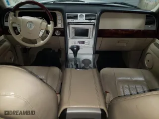 2005 Lincoln Navigator Luxury with VIN 5LMFU28545LJ24815, listed as a Copart auction lot 82611304 with 188,592 mi miles and Salvage Title. Bid and sale history available at carsss.com. Image 8.