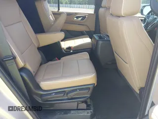 2023 Chevrolet Tahoe Premier с VIN 1GNSKSKD2PR109782, выставлен на аукционе IAAI как лот 42473138 с пробегом 42 179 миль миль и . История ставок и продаж доступна на DreamBid. Изображение 8.