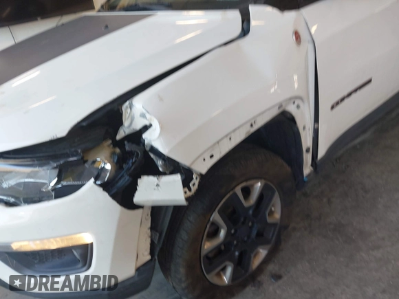 2017 Jeep Compass Trailhawk с VIN 3C4NJDDB0HT611263, выставлен на аукционе IAAI как лот 42547466 с пробегом 136 225 миль миль и . История ставок и продаж доступна на DreamBid. Изображение 6.
