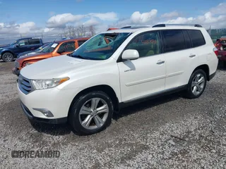 2012 Toyota Highlander Limited with VIN 5TDDK3EH6CS122455, listed as a IAAI auction lot 41824335 with 154,149 mi miles. Bid and sale history available at carsss.com. Image 2.