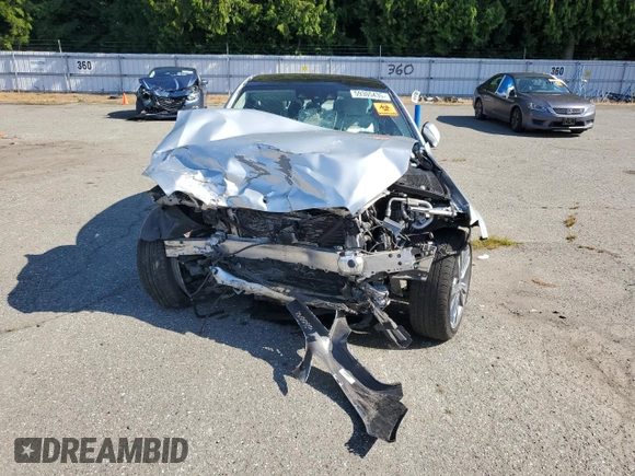2017 Mercedes-Benz C 300 z VIN 55SWF4KB2HU188885, wystawiony jako Copart lot #59305435 z przebiegiem Nie podano mil oraz Szkoda całkowita • Salvage title. Historia ofert i sprzedaży dostępna na DreamBid. Obrazek 5.