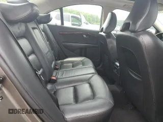2007 Volvo S80 V8 z VIN YV1AH852071020057, wystawiony jako Copart lot #61176825 z przebiegiem 1 185 225 mil mil oraz Czysty tytuł • Clean title. Historia ofert i sprzedaży dostępna na DreamBid. Obrazek 10.