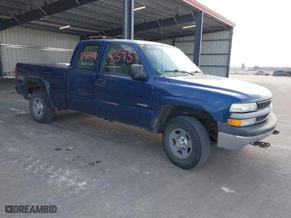 2002 Chevrolet Silverado 1500 LS with VIN 1GCEK19V62Z232170, listed as a IAAI auction lot 41888595 with 1 mi miles. Bid and sale history available at carsss.com. Image 1.