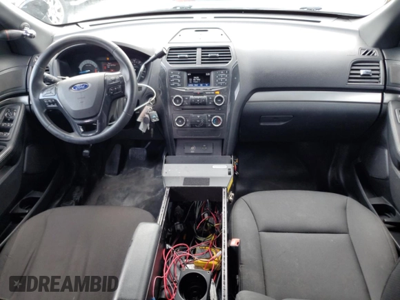 2017 Ford Police Interceptor Utility z VIN 1FM5K8ARXHGD92284, wystawiony jako Copart lot #62311115 z przebiegiem 79 646 mil mil oraz Szkoda całkowita • Salvage title. Historia ofert i sprzedaży dostępna na DreamBid. Obrazek 8.