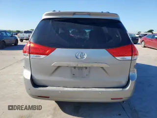 2013 Toyota Sienna XLE AAS с VIN 5TDYK3DC2DS327442, выставлен на аукционе Copart как лот 56754465 с пробегом 203 691 миль миль и Чистый • Clean title. История ставок и продаж доступна на DreamBid. Изображение 6.