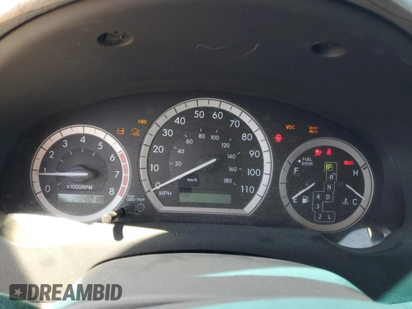 2004 Toyota Sienna XLE with VIN 5TDBA22C34S016138, listed as a Copart auction lot 55822625 with 204,018 mi miles and Clean Title. Bid and sale history available at DreamBid. Image 9.