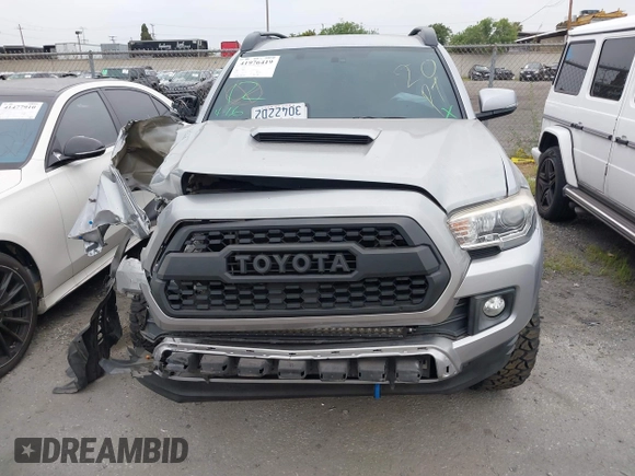 2017 Toyota Tacoma SR5 with VIN 3TMCZ5AN5HM074727, listed as a IAAI auction lot 41976419 with 102,600 mi miles. Bid and sale history available at carsss.com. Image 13.