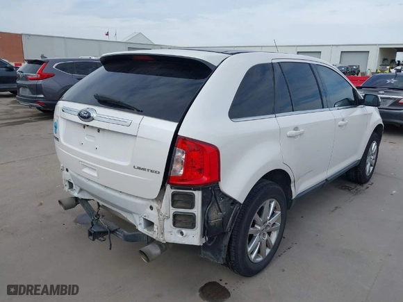 2014 Ford Edge Limited with VIN 2FMDK3KC3EBA45777, listed as a IAAI auction lot 41740414 with 208,200 mi miles. Bid and sale history available at carsss.com. Image 4.