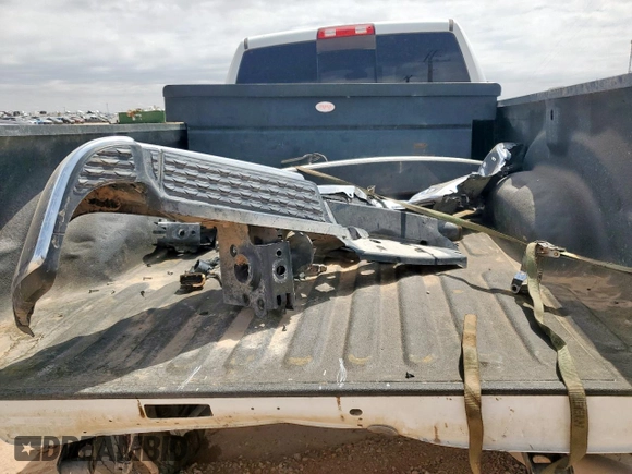 2022 Ram 2500 Tradesman z VIN 3C6UR5HL2NG346645, wystawiony jako Copart lot #60166845 z przebiegiem 70 932 mil mil oraz Szkoda całkowita • Salvage title. Historia ofert i sprzedaży dostępna na DreamBid. Obrazek 12.
