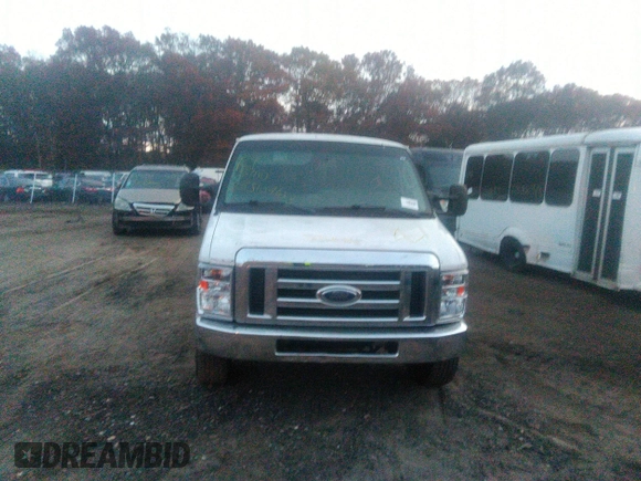 2013 Ford Econoline Cargo Commercial z VIN 1FTSS3EL1DDB17608, wystawiony jako IAAI lot #38123043 z przebiegiem Nie podano mil oraz . Historia ofert i sprzedaży dostępna na DreamBid. Obrazek 11.