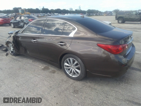 2015 Infiniti Q50 Premium with VIN JN1BV7AP8FM343805, listed as a IAAI auction lot 41752314 with 69,231 mi miles. Bid and sale history available at carsss.com. Image 3.