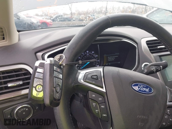 2018 Ford Fusion SE with VIN 3FA6P0HD5JR210985, listed as a IAAI auction lot 41776984 with 83,415 mi miles. Bid and sale history available at carsss.com. Image 11.