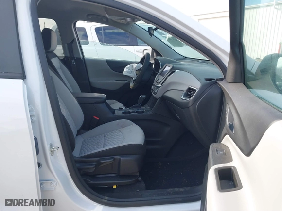 2020 Chevrolet Equinox LS with VIN 3GNAXSEV7LS706323, listed as a IAAI auction lot 41543070 with 1,809 mi miles. Bid and sale history available at carsss.com. Image 5.