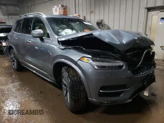 2019 Volvo XC90 Momentum with VIN YV4A22PK1K1425643, listed as a Copart auction lot 36574993 with 59,243 mi miles. Bid and sale history available at carsss.com. Image 4.