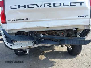 2021 Chevrolet Silverado 1500 RST with VIN 1GCRYEED0MZ103087, listed as a IAAI auction lot 41789141 with 94,277 mi miles and . Bid and sale history available at DreamBid. Image 6.