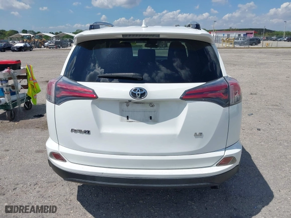 2017 Toyota RAV4 LE with VIN JTMZFREV2HJ711557, listed as a IAAI auction lot 41894094 with 167,645 mi miles. Bid and sale history available at carsss.com. Image 17.