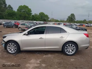 2015 Chevrolet Malibu LTZ with VIN 1G11F5SL0FF110827, listed as a IAAI auction lot 41932211 with 117,251 mi miles. Bid and sale history available at carsss.com. Image 15.