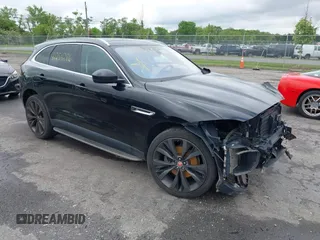 2019 Jaguar F-Pace 30t Portfolio с VIN SADCN2GX8KA399769, выставлен на аукционе IAAI как лот 42254286 с пробегом 105 770 миль миль и . История ставок и продаж доступна на DreamBid. Изображение 1.