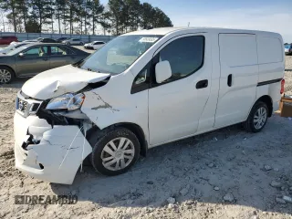 2020 Nissan NV200 SV z VIN 3N6CM0KN8LK692335, wystawiony jako Copart lot #50939305 z przebiegiem 52 770 mil mil oraz Szkoda całkowita • Salvage title. Historia ofert i sprzedaży dostępna na DreamBid. Obrazek 1.