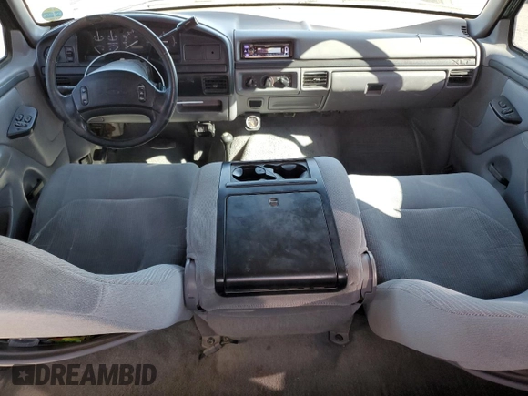 1996 Ford F-250 with VIN 1FTHX26F0TEA38244, listed as a Copart auction lot 88082215 with 255,453 mi miles and Salvage Title. Bid and sale history available at carsss.com. Image 8.