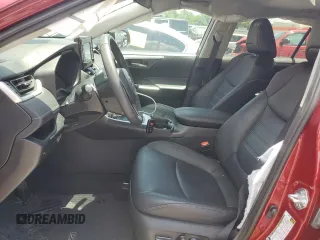 2021 Toyota RAV4 XLE Premium z VIN 2T3C1RFV3MW155693, wystawiony jako Copart lot #61505845 z przebiegiem 22 420 mil mil oraz Szkoda całkowita • Salvage title. Historia ofert i sprzedaży dostępna na DreamBid. Obrazek 7.