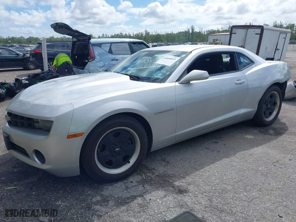 2012 Chevrolet Camaro 2LS with VIN 2G1FA1E32C9157807, listed as a IAAI auction lot 41667947 with 94,890 mi miles. Bid and sale history available at carsss.com. Image 18.