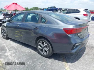 2021 Kia Forte LXS with VIN 3KPF24AD1ME353955, listed as a IAAI auction lot 42160127 with 61,719 mi miles. Bid and sale history available at carsss.com. Image 3.