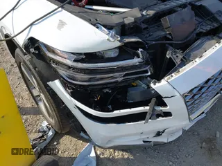 2024 Genesis GV80 z VIN KMUHCESC6RU160904, wystawiony jako IAAI lot #40675389 z przebiegiem 6 984 mil mil oraz . Historia ofert i sprzedaży dostępna na DreamBid. Obrazek 6.