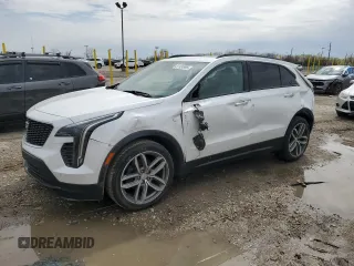 2019 Cadillac XT4 FWD Sport z VIN 1GYFZER48KF112347, wystawiony jako Copart lot #51124995 z przebiegiem 60 811 mil mil oraz Szkody całkowita. Historia ofert i sprzedaży dostępna na DreamBid. Obrazek 1.