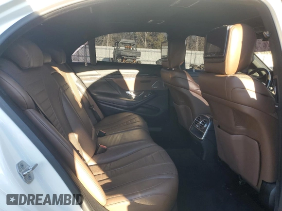 2016 Mercedes-Benz S 550 with VIN WDDUG8CB0GA230317, listed as a Copart auction lot 88218235 with 89,540 mi miles and Salvage Title. Bid and sale history available at carsss.com. Image 10.