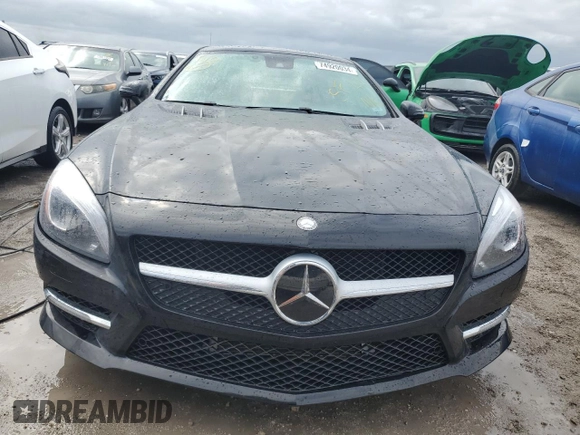 2013 Mercedes-Benz SL-Class SL 550 with VIN WDDJK7DA3DF002070, listed as a Copart auction lot 74920034 with 0 mi miles and Non Repairable. Bid and sale history available at carsss.com. Image 5.