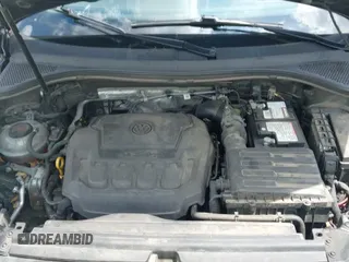 2021 Volkswagen Tiguan S z VIN 3VV0B7AXXMM025314, wystawiony jako IAAI lot #42726202 z przebiegiem 85 742 mil mil oraz . Historia ofert i sprzedaży dostępna na DreamBid. Obrazek 20.