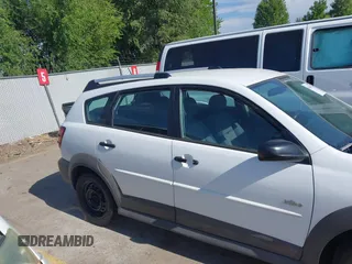 2006 Pontiac Vibe with VIN 5Y2SL65886Z422782, listed as a IAAI auction lot 42644192 with 113,410 mi miles and . Bid and sale history available at DreamBid. Image 6.
